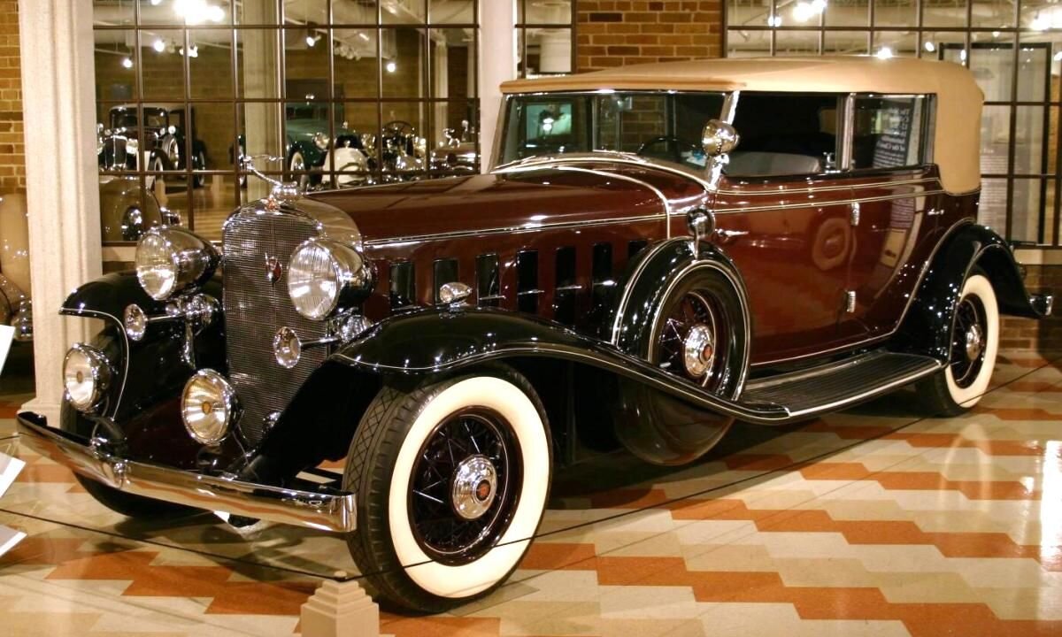 Cadillac v16 Imperial