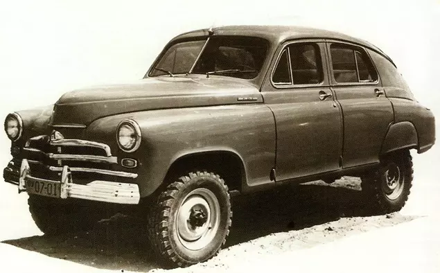 Полноприводный ГАЗ М72 появился в результате скрещивания кузова "Победы" и агрегатов ГАЗ-69. Всего с 1955 по 1958 год было выпущено 4677 машин