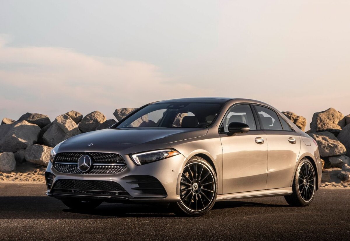 Фотография с сайта: wallpaperup.com