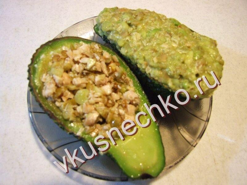 Как приготовить салат из авокадо и курицы, пошаговый рецепт с фото.