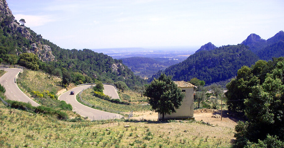 Начало спуска с перевала