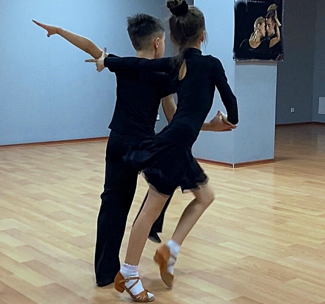 Ещё не так давно многие только смотрели различные «Танцы со звёздами» и думали, что танцы – удел профессионалов.