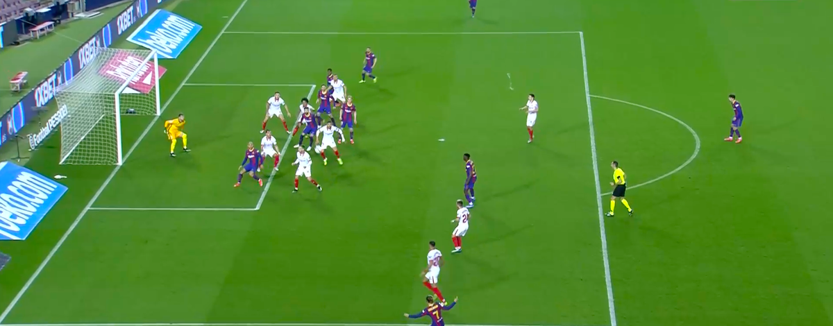 Момент гола Пике