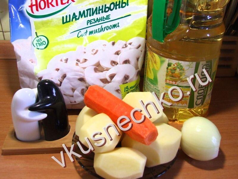 Картофельный суп-пюре с грибами, ингредиенты для приготовления.
