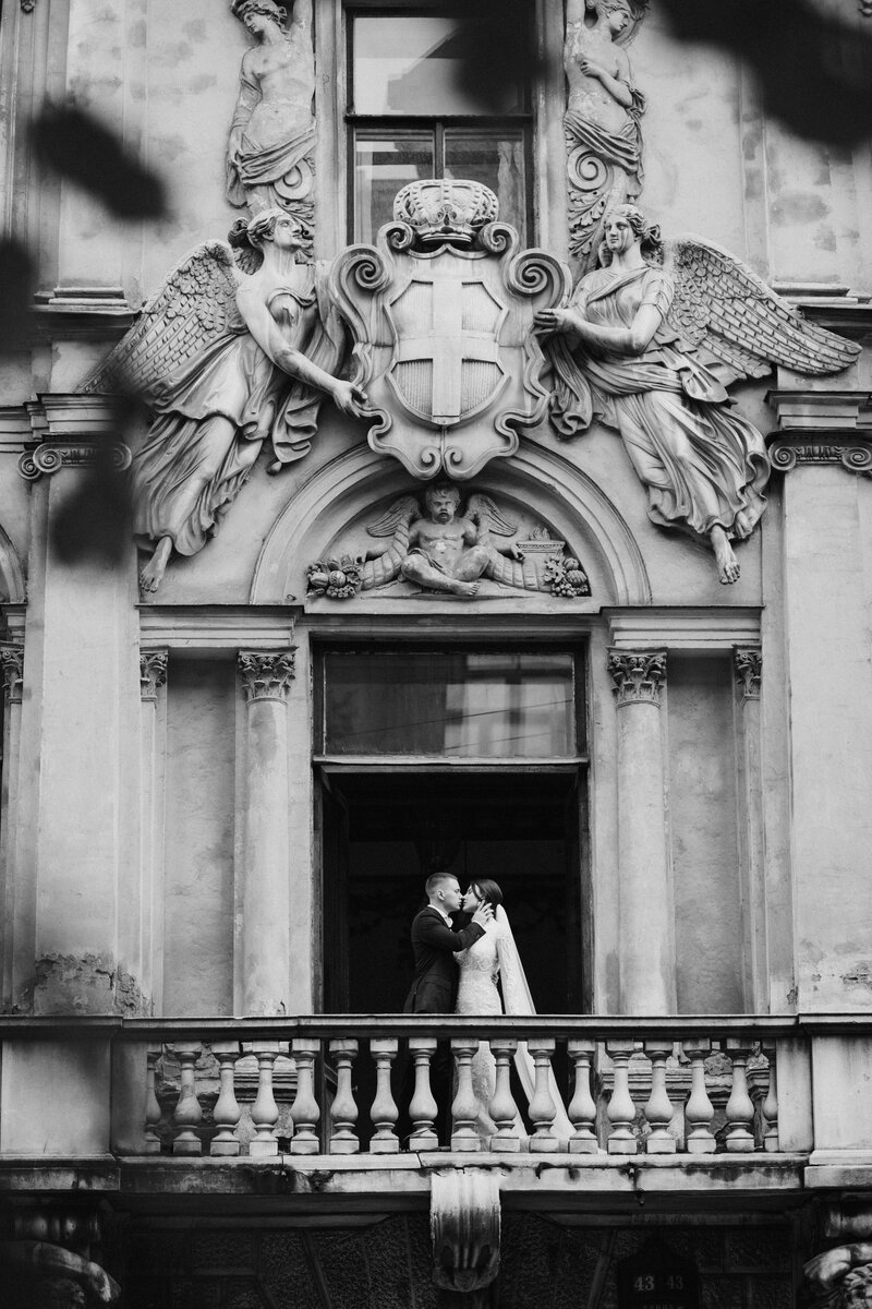 Особняк Демидова - одно из красивейших зданий в сердце Петербурга.