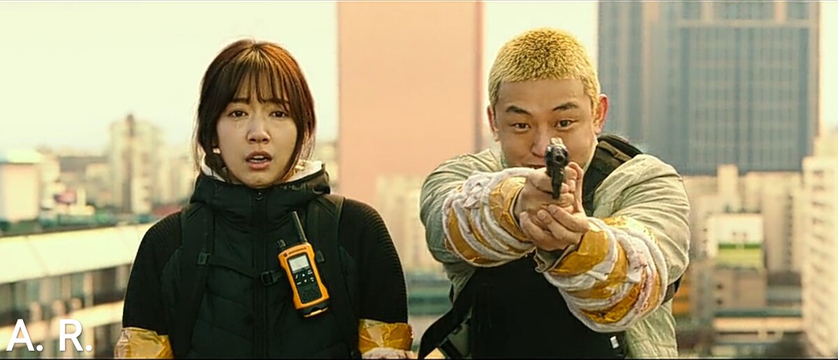 Пак Шин Хе и Ю А Ин в кадре. "#выжить". Скрин автора