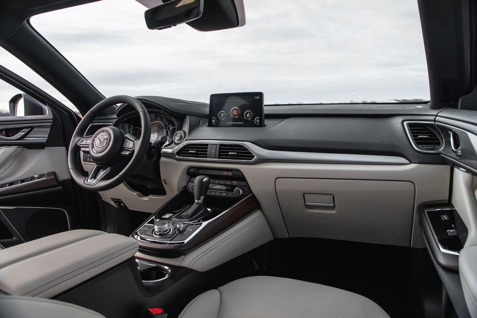 Интерьер Mazda CX - 9