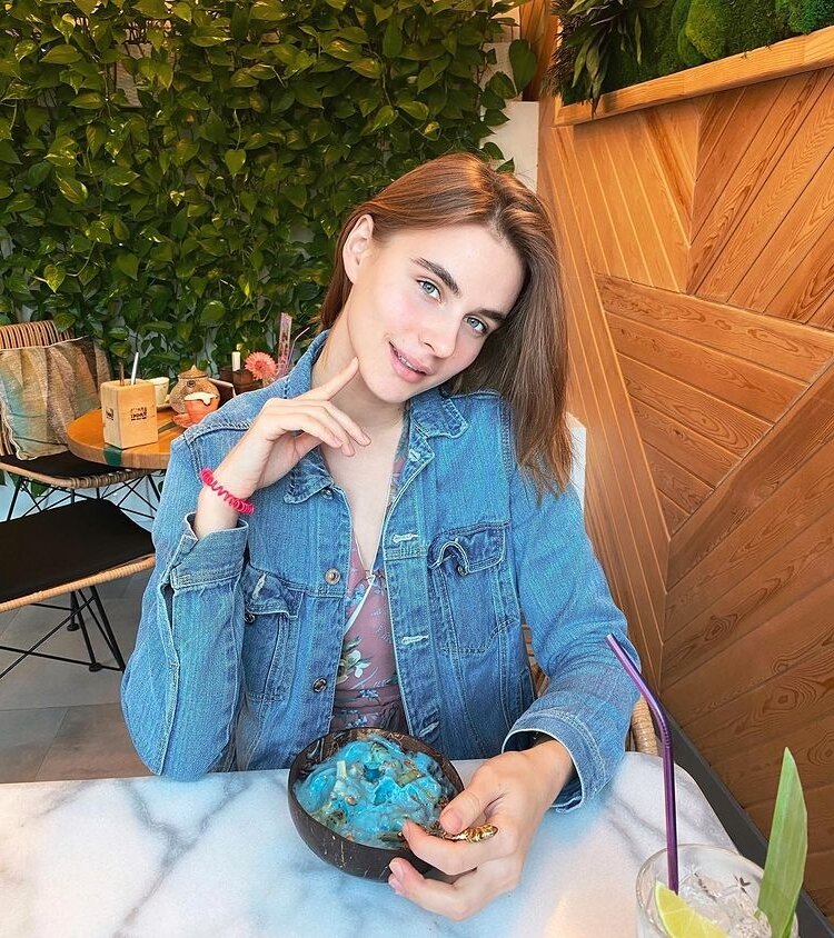 Алена - адепт ЗОЖ и строгого вегетарианства