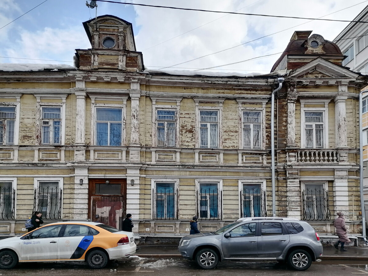 В Москве таких домов остались единицы: погибающая деревянная усадьба купца  Крупенникова | СЕМЬ ХОЛМОВ | Дзен