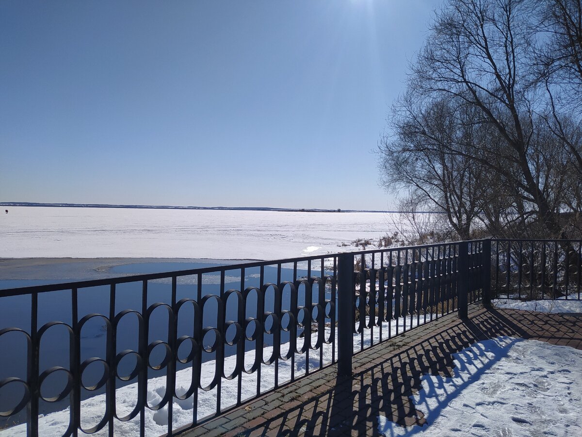 Набережная оз. Неро