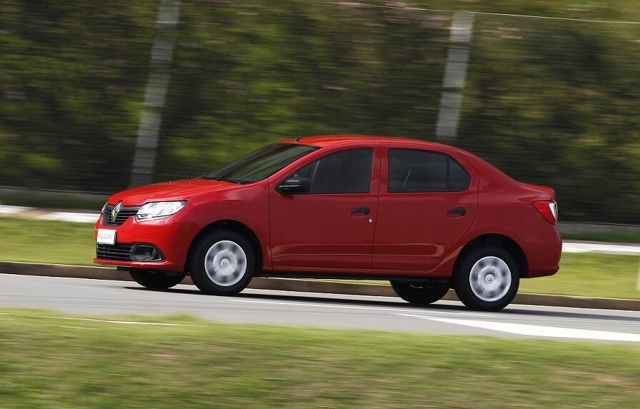 Renault Logan

