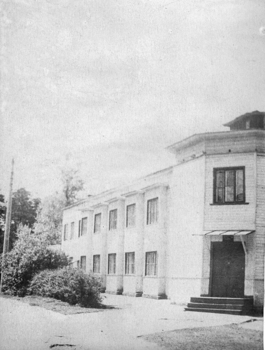 Учебный корпус.