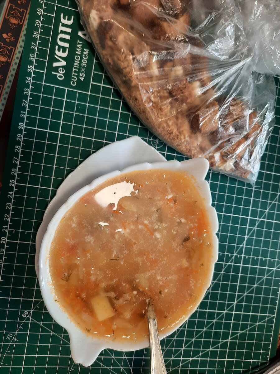 Щи так и просят сухари...