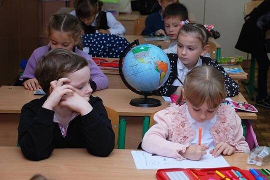    С 1 сентября во всех школах будут исполнять гимн России в начале учебной недели