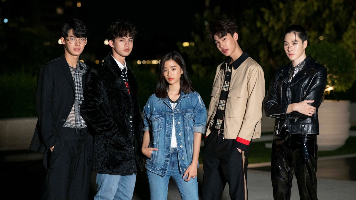 Постер к лакорну «Цветочки после ягодок»