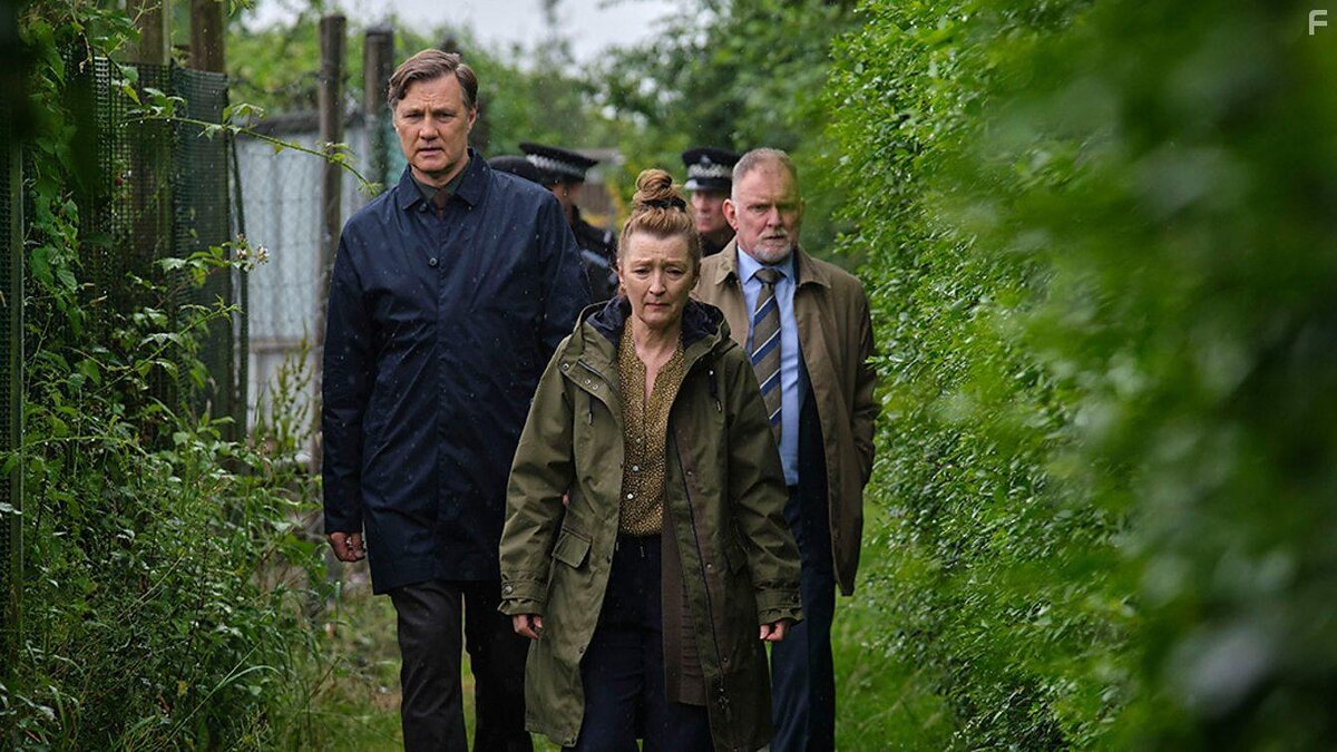 Кадр сериала "Шервуд"