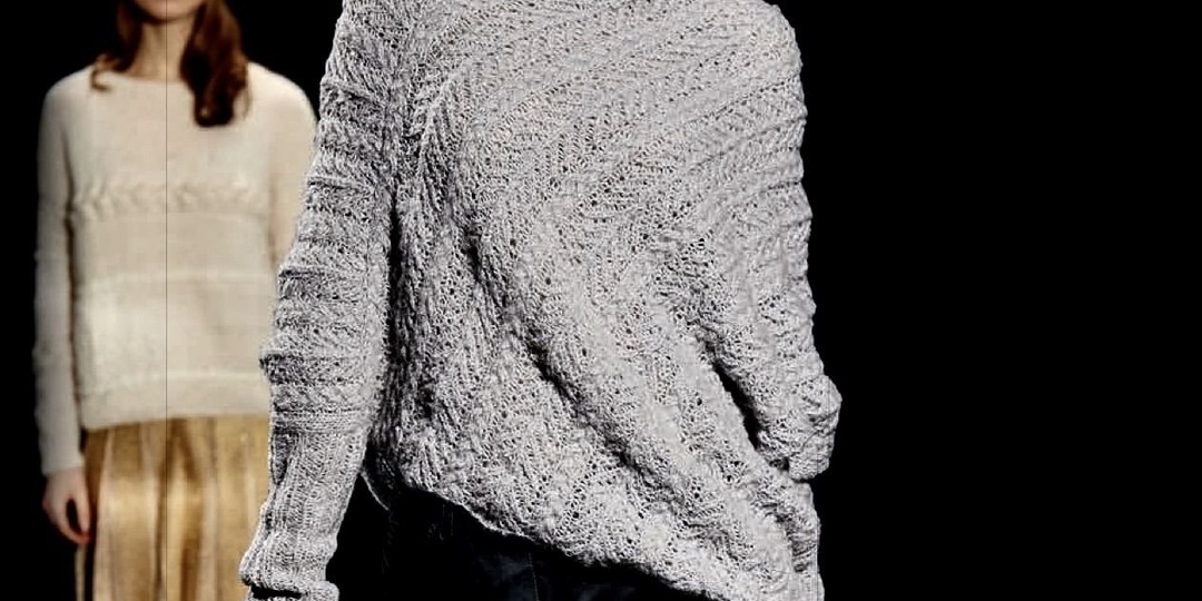 Эффектные модели для настоящих модниц | Схемы вязания спицами