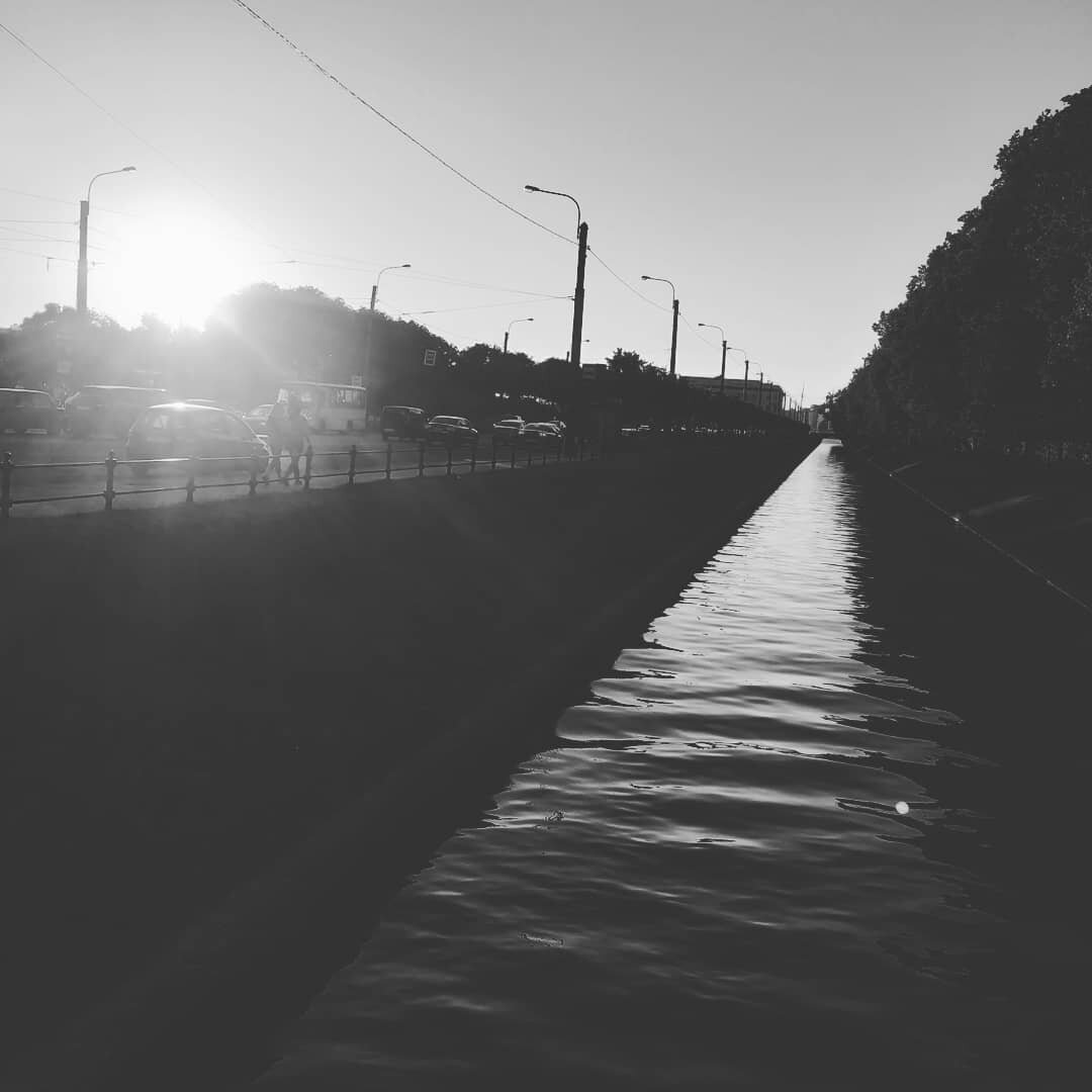 Солнце в черно-белом (фото автора)