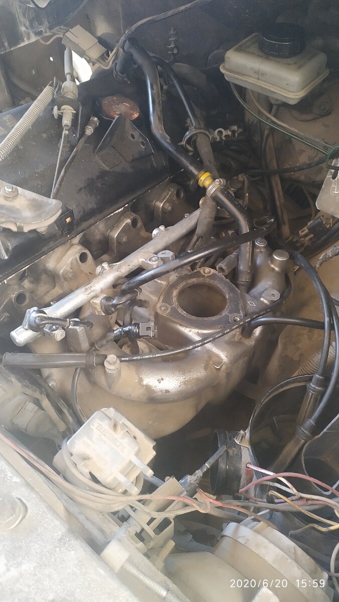 Начал с инжектора.