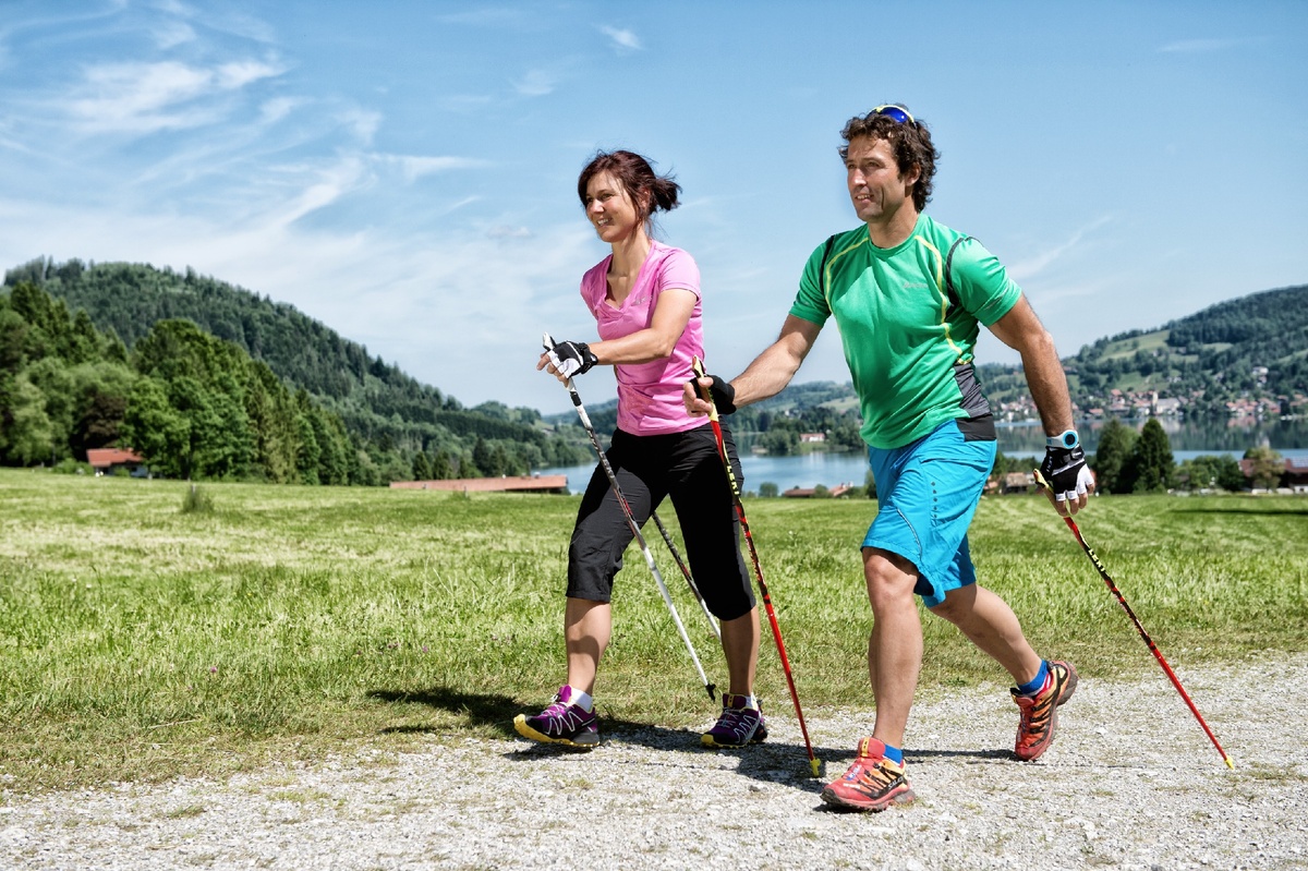 В Европе скандинавская ходьба в почете у молодежи, в России пока не очень