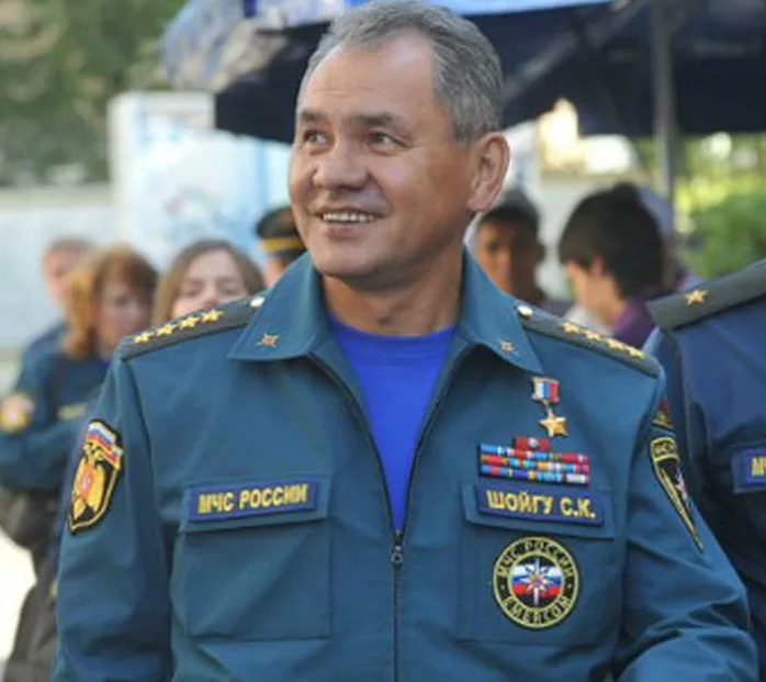 Фио шойгу. Шойгу мчс годы. Шойгу 1999. Шойгу мчс годы. Шойгу мчс годы.