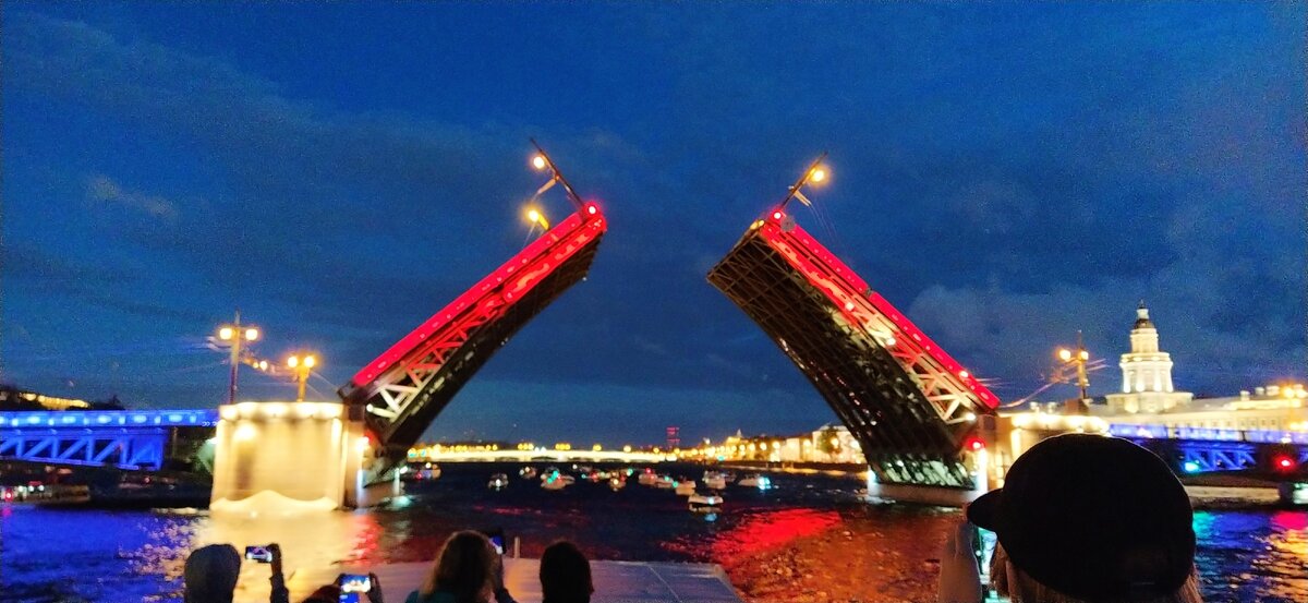 Дворцовый мост 