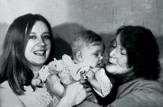 Маргарита Терехова в детстве