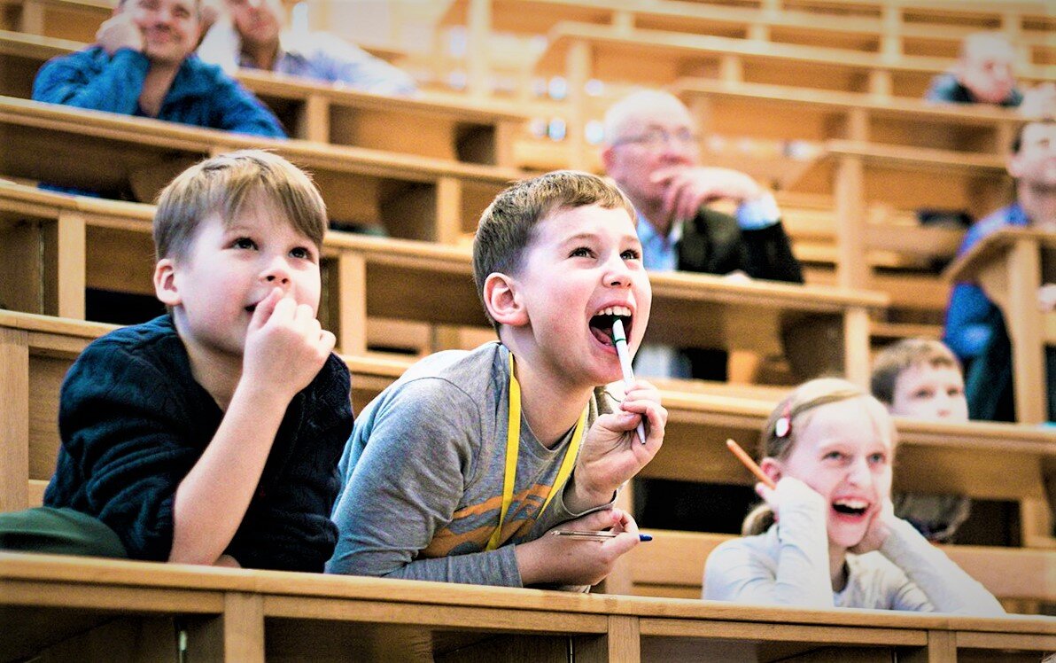 ВУЗ — это место для получения профессии, а не проверки школьных знаний, а ЕГЭ — это экзамен, который должен  проверять школьные знания, а не знания, полученные с репетитором