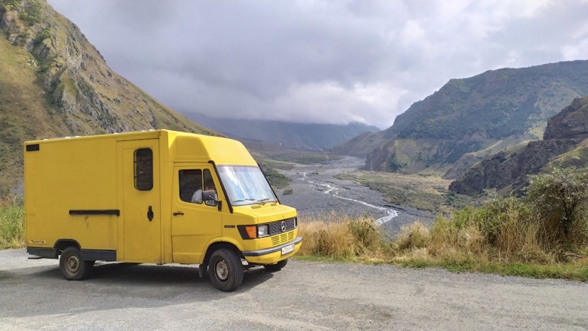 Mercedes-Benz 308D почтовик 