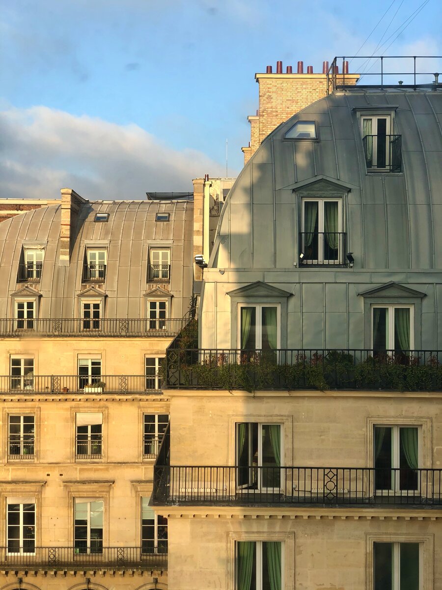 Очаровательные парижские окна