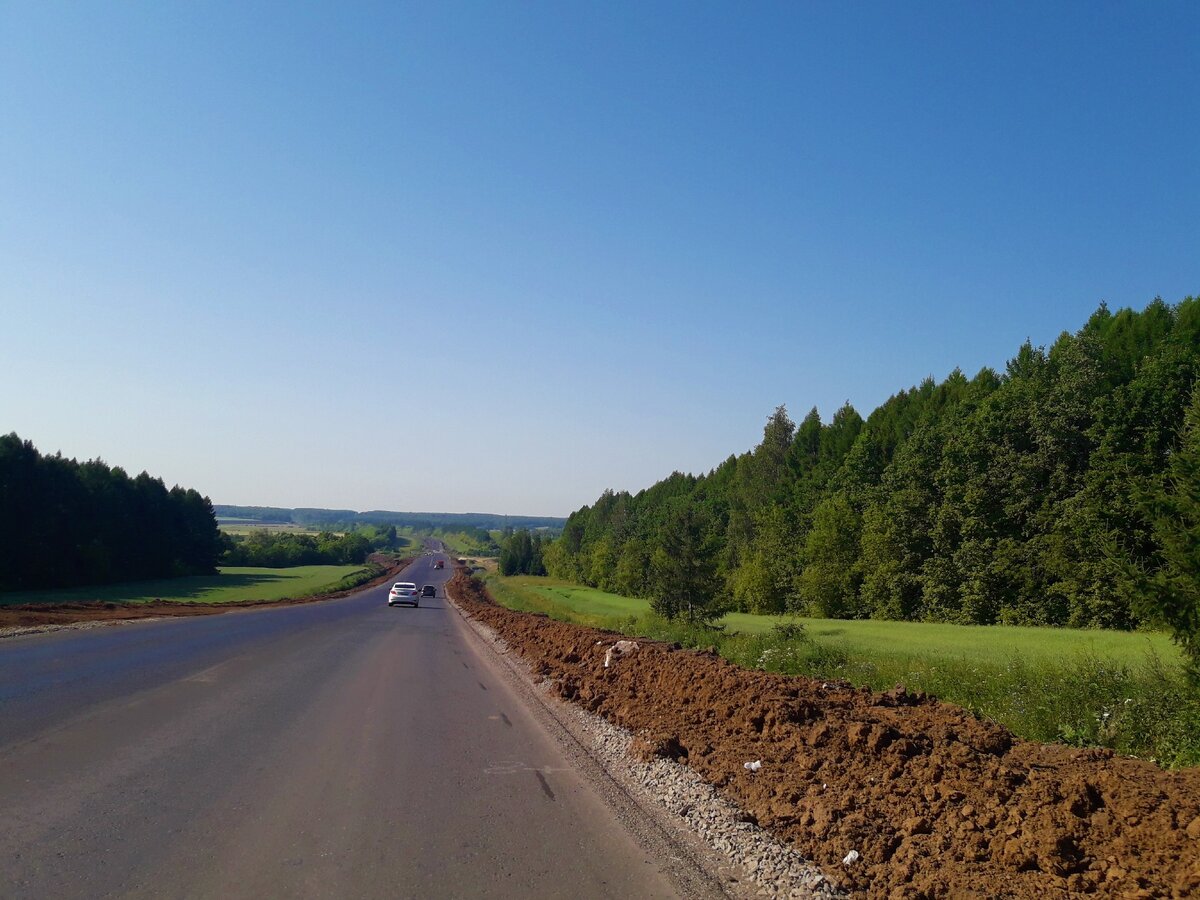 Обочина трассы