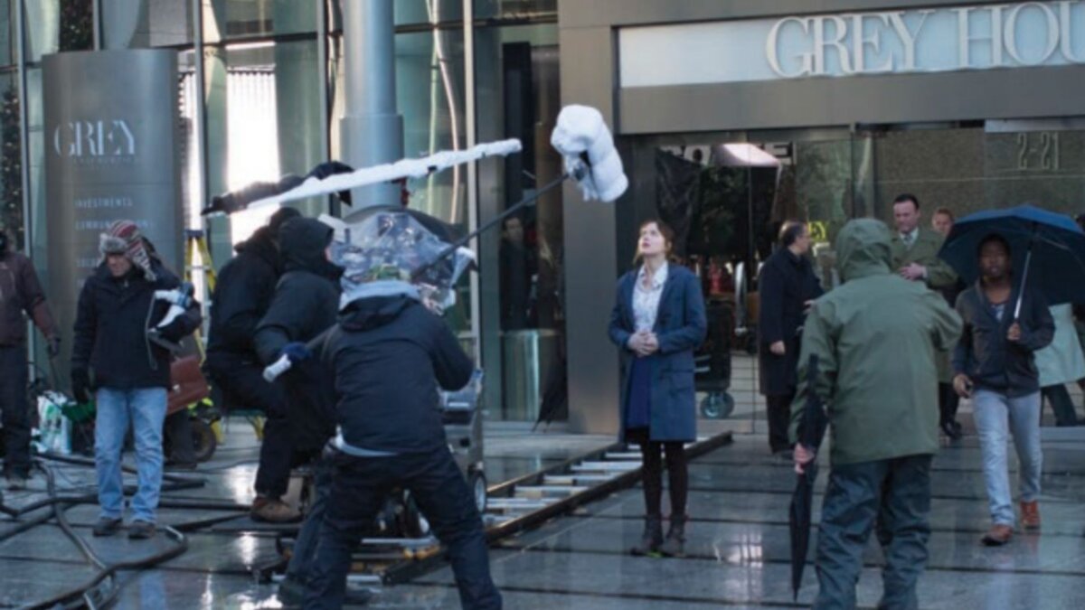 Съемки фильма проходили в Ванкувере в одном из местных бизнес-центров