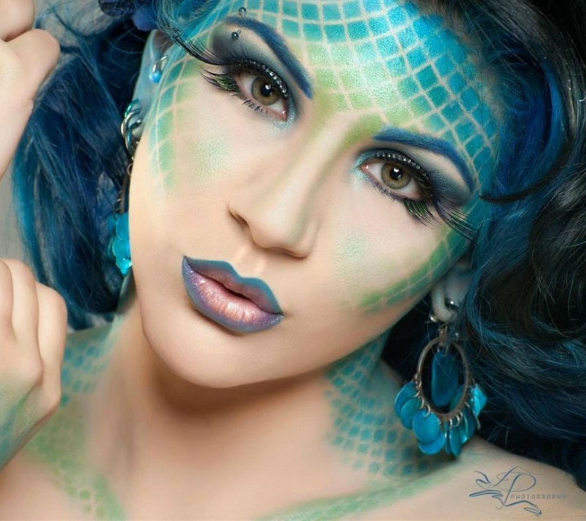 officialdazzlize Mermaid makeup halloween, Mermaid makeup, Halloween makeup look
