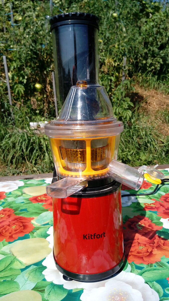 Новая соковыжималка Kitfort KT-1102-2