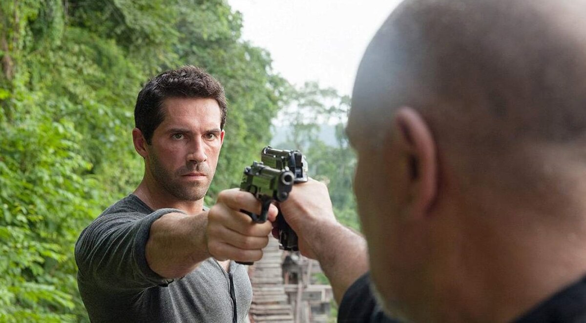 Кадр из фильма "Трудная мишень 2" 2016 г.