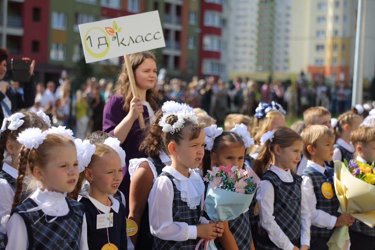 Школа 131 Нижний Новгород ЖК цветы