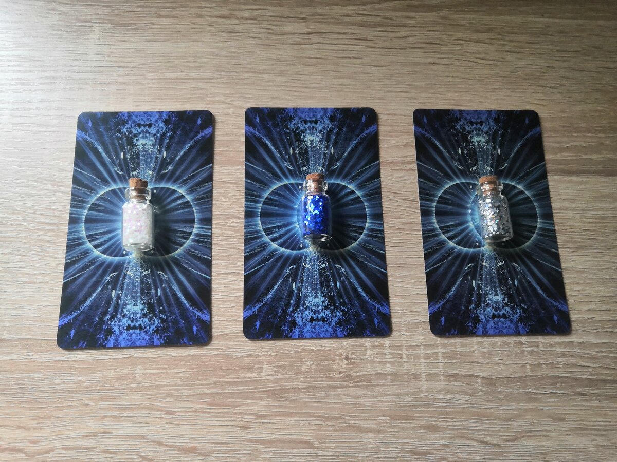 Фото автора, healing light tarot
