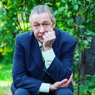 Михаил Ефремов