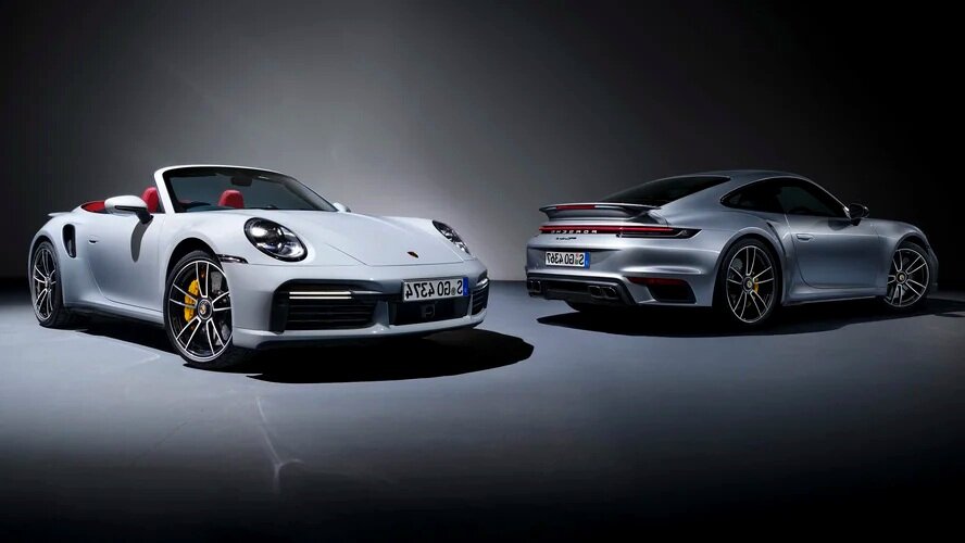 Средний расход топлива по сертификационному циклу WLTP составляет 11,1 л/100 км у купе и 11,3 у кабриолета.
