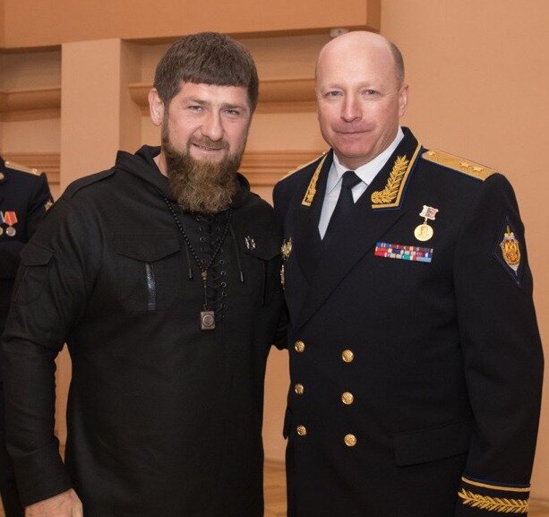 Рамзан Кадыров с руководителем УФСБ по Чечни Игорем Хвостиковым.