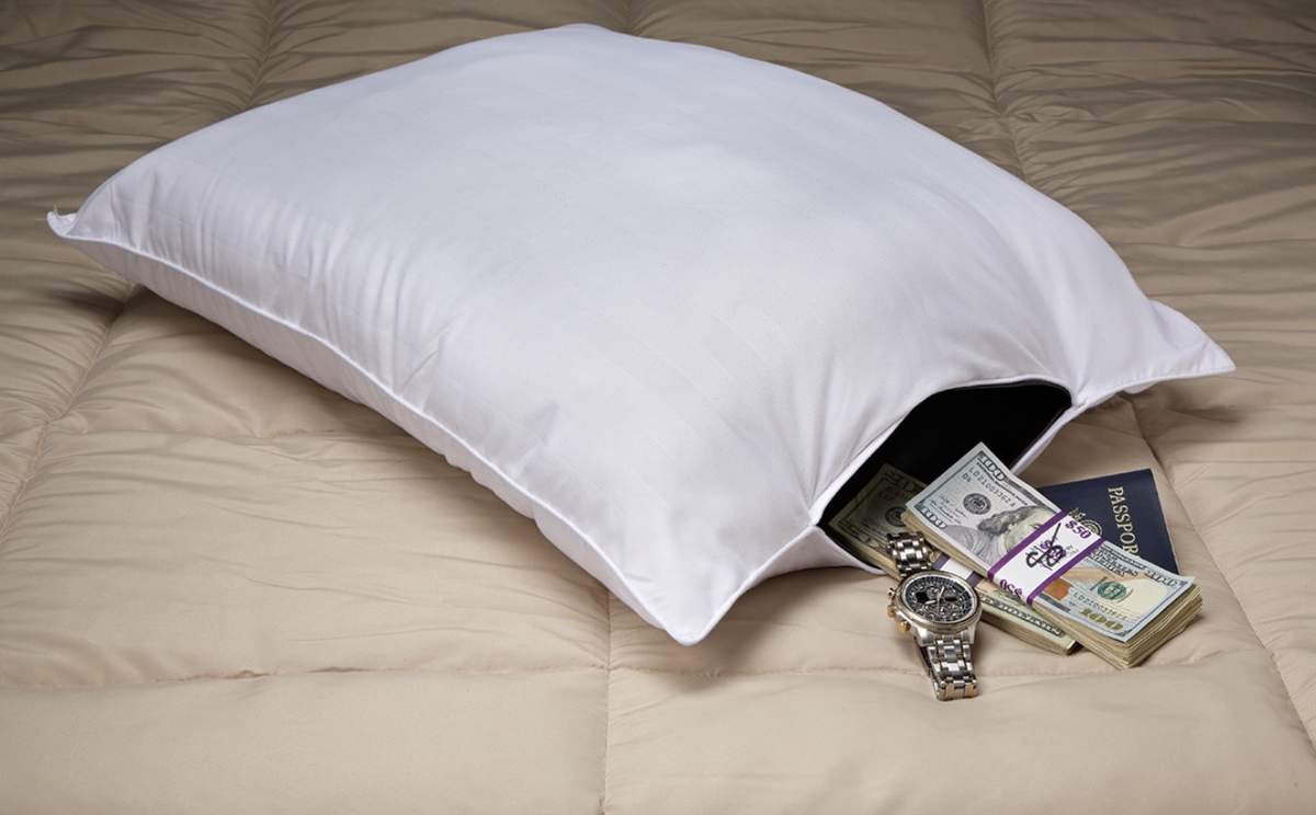 Про подушку безопасность. Финансовая подушка. Подушка с деньгами. Финансовая подушка безопасности. Подушка тайник.