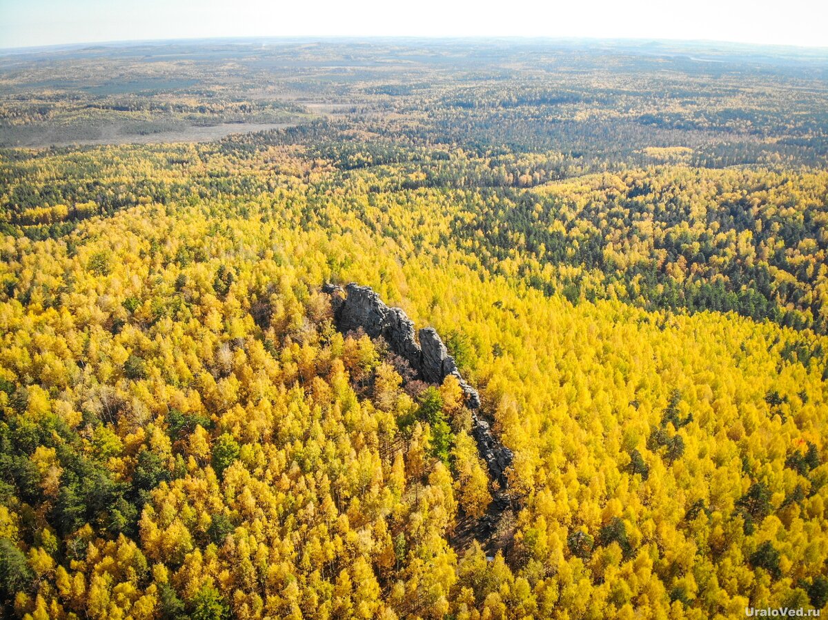 Скала Семь Братьев с высоты