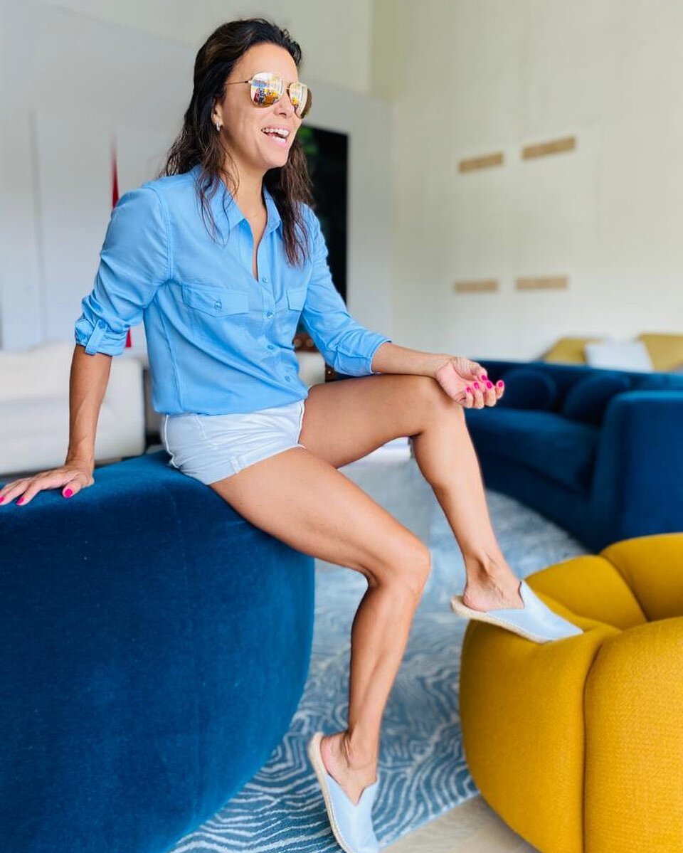 Лонгория вернулась в идеальную форму после родов (фото: instagram.com/evalongoria)