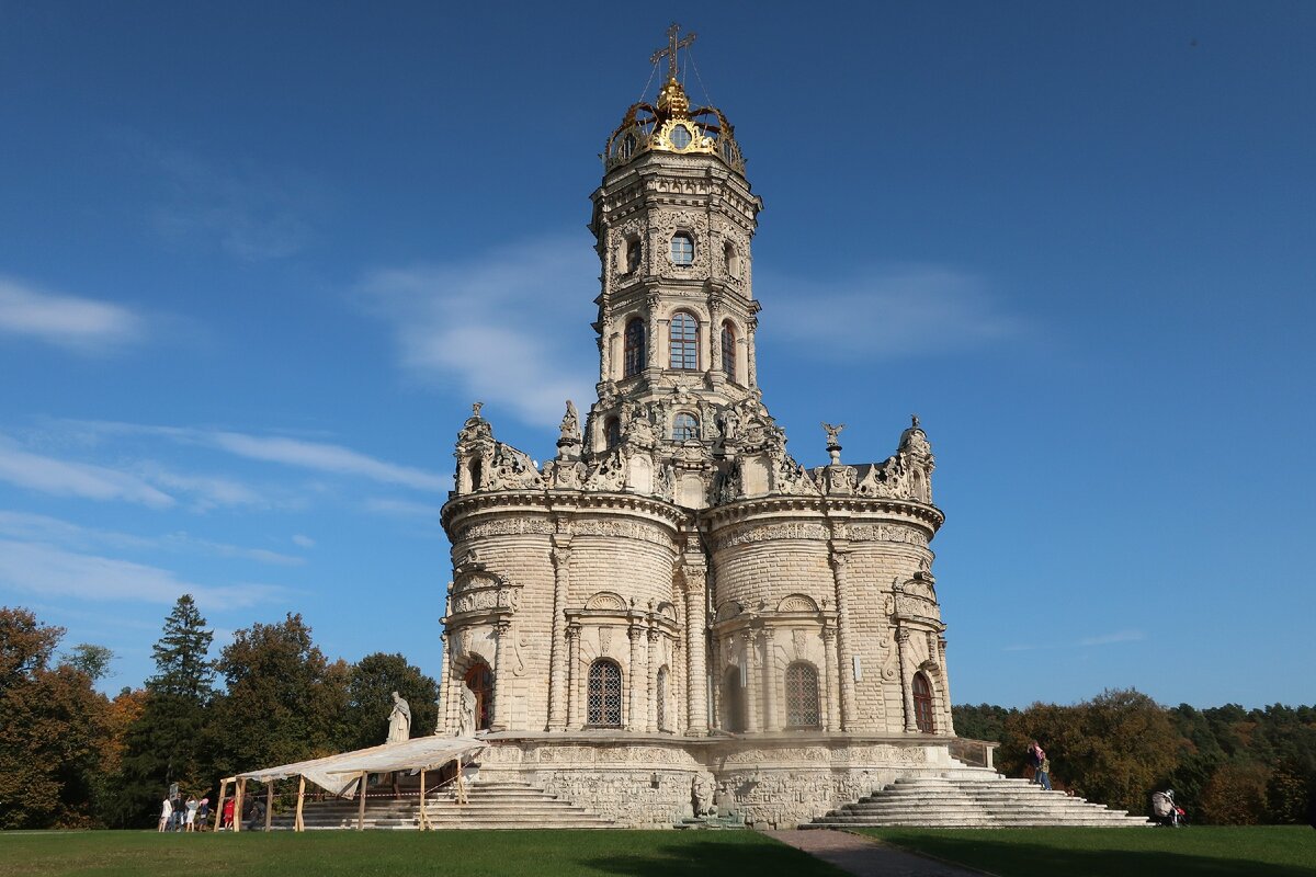 Знаменская церковь в Дубровицах