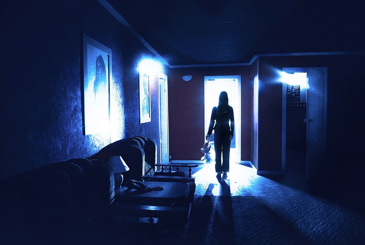 Примерно так выглядела квартира вне тела.