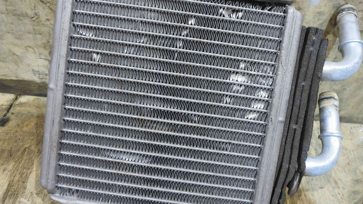 Радиатор печки автомобиля
