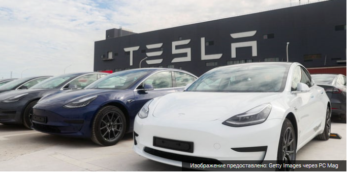 Проблема с флэш-памятью моделей S и Model X может привести к отказу блока управления мультимедиа.