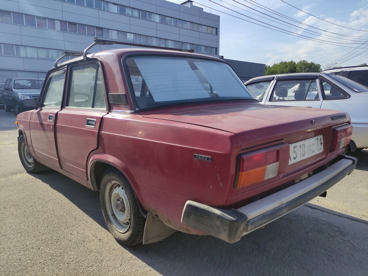 Побывал на задворках авторынка. Смотрю, в каком состоянии сюда пригоняют  машины на перепродажу | Гаражбатя | Дзен