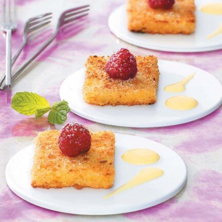 Тостовый хлеб – это незаменимый продукт на столе любого гурмана. В отличие от обычного мучного изделия он имеет массу положительных свойств и нравится оптовым покупателям и конечным потребителям.Преимущества тостового хлеба