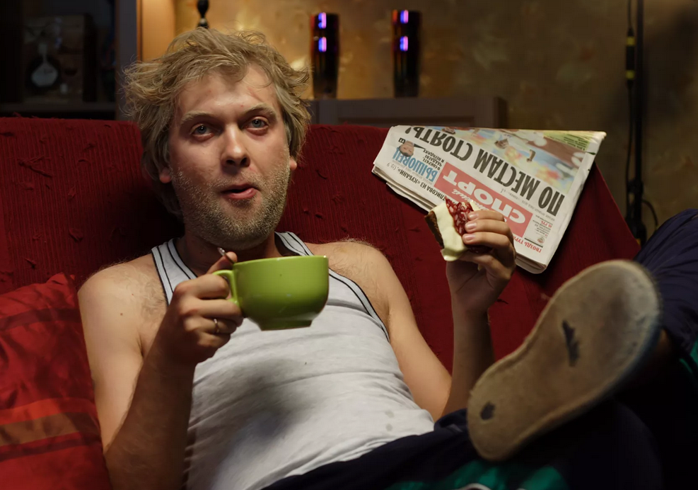 Высмеивание диванных экспертов, С одной стороны прикольно, с другой стороны никто из современных псевдоактёров не может отдать дань настоящим экспертам и воспеть их, так как это не в тренде. 